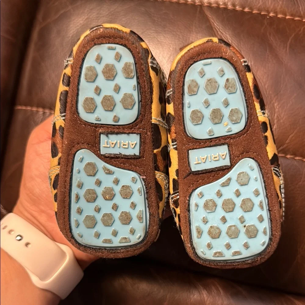 Ariat baby shoe